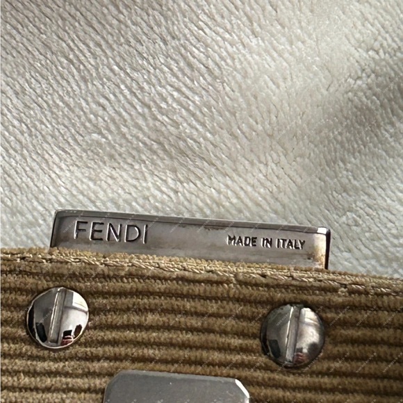 Vintage Fendi Brown Corduroy Baguette Bag - Picture 11 of 16